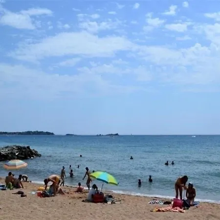 Apartmán Les Pins, 3 Pieces, 6 Personnes - Fr-1-252-46