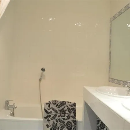 Apartmán Les Pins, 3 Pieces, 6 Personnes - Fr-1-252-46